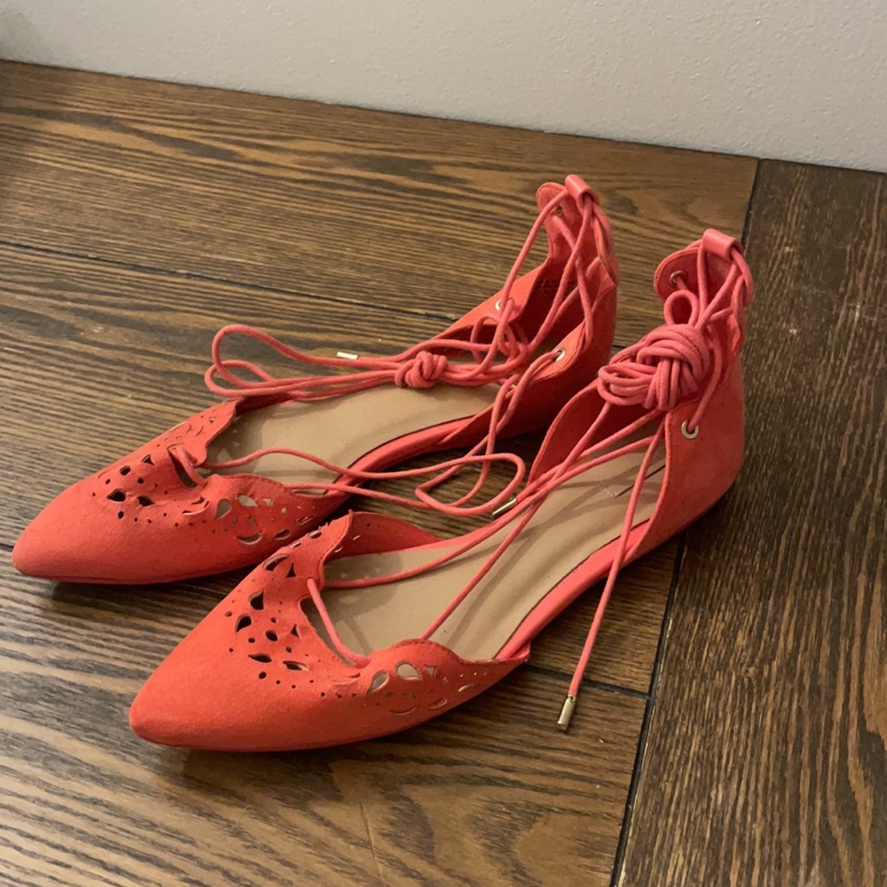 Aldo Coral lace-up Flats sz 7.5